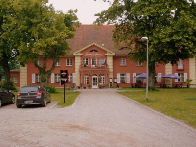 Hotel Altes Gutshaus-Federow Exterior foto